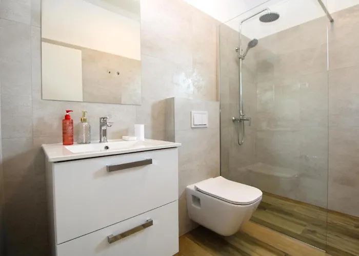 Villa Modern With Private Pool And Garden