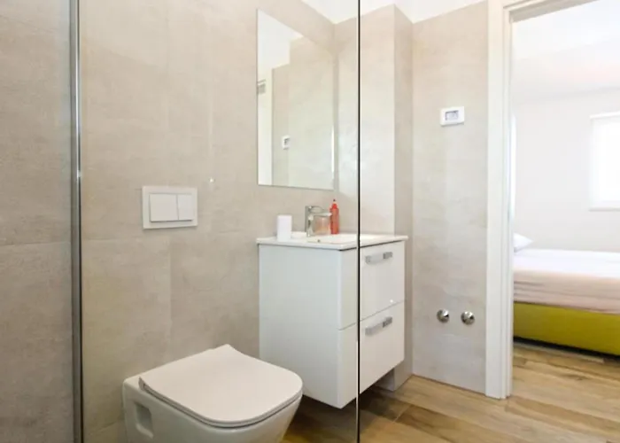 Modern With Private Pool And Garden Βίλα *
