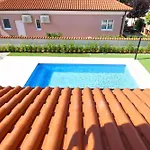 Modern With Private Pool And Garden * Póla
