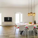 Modern With Private Pool And Garden * Póla