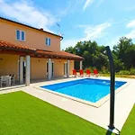 Villa Modern With Private Pool And Garden Póla