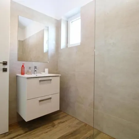 Βίλα Modern With Private Pool And Garden *