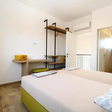 Βίλα Modern With Private Pool And Garden *